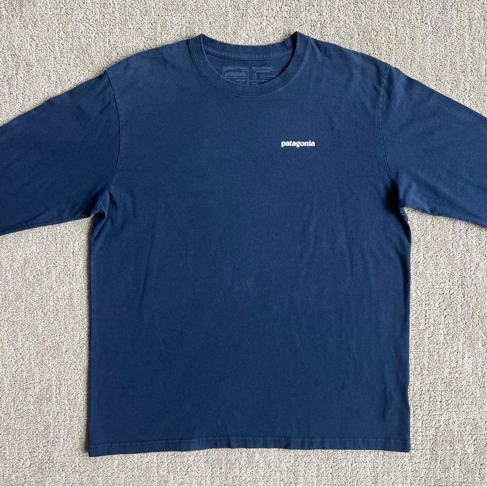 Men's Patagonia Long-Sleeved P-6 Logo Responsibili-Tee - Picture 5 of 9